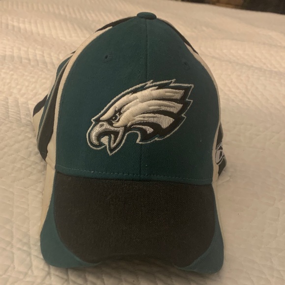 NFL Eagles Black and Teal Cap.  One Size fits all - Picture 1 of 5